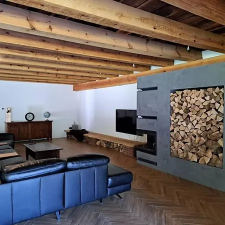 Villa Dworek Biala Gora